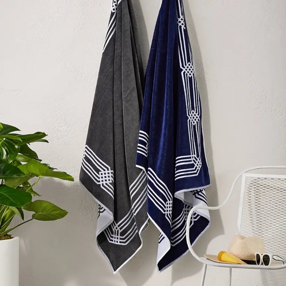 Hudson Park Collection Marittima Beach Towel - Exclusive
